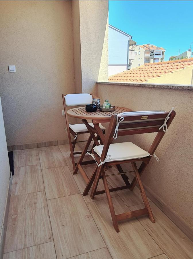 Apartments Beleca Biograd Na Moru Esterno foto